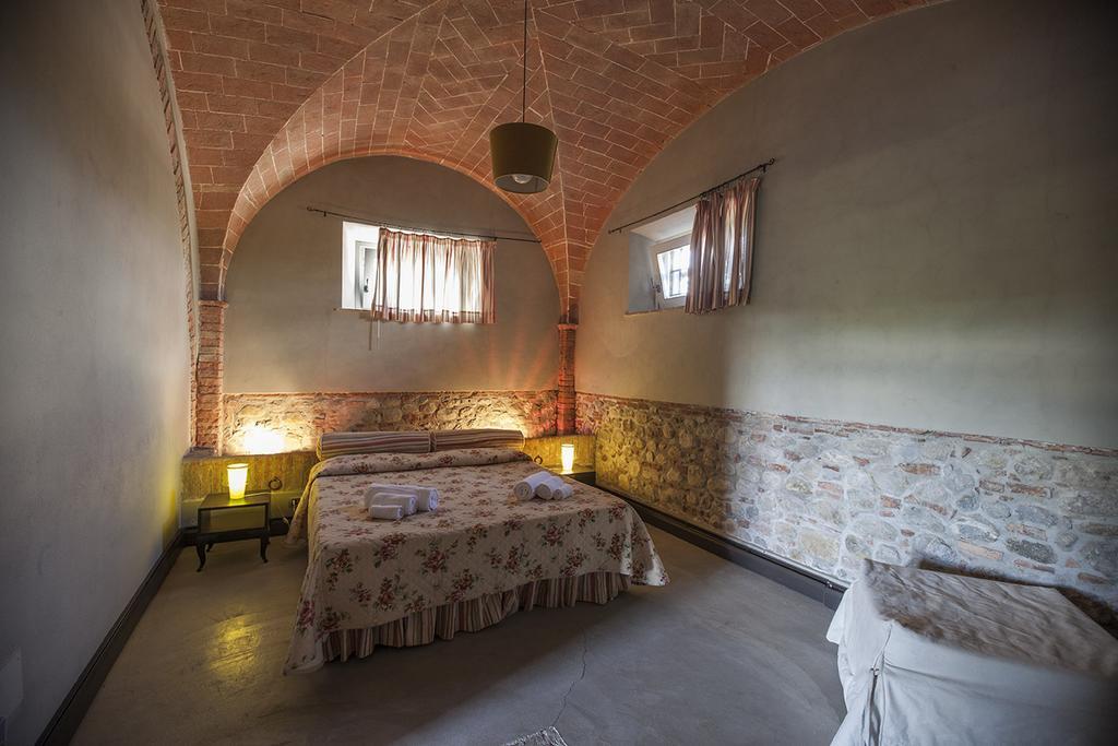 Terricciola Agriturismo Pieve De Pitti מראה חיצוני תמונה