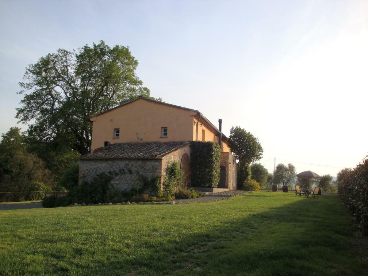Terricciola Agriturismo Pieve De Pitti מראה חיצוני תמונה